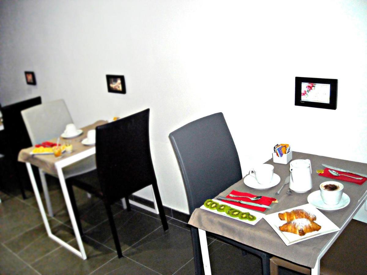 Hotel Santa Brigida Napoli Esterno foto